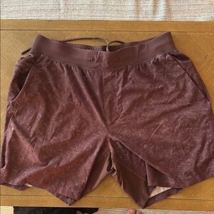 lululemon athletica Maroon T.H.E. linerless shorts 7 in inseam